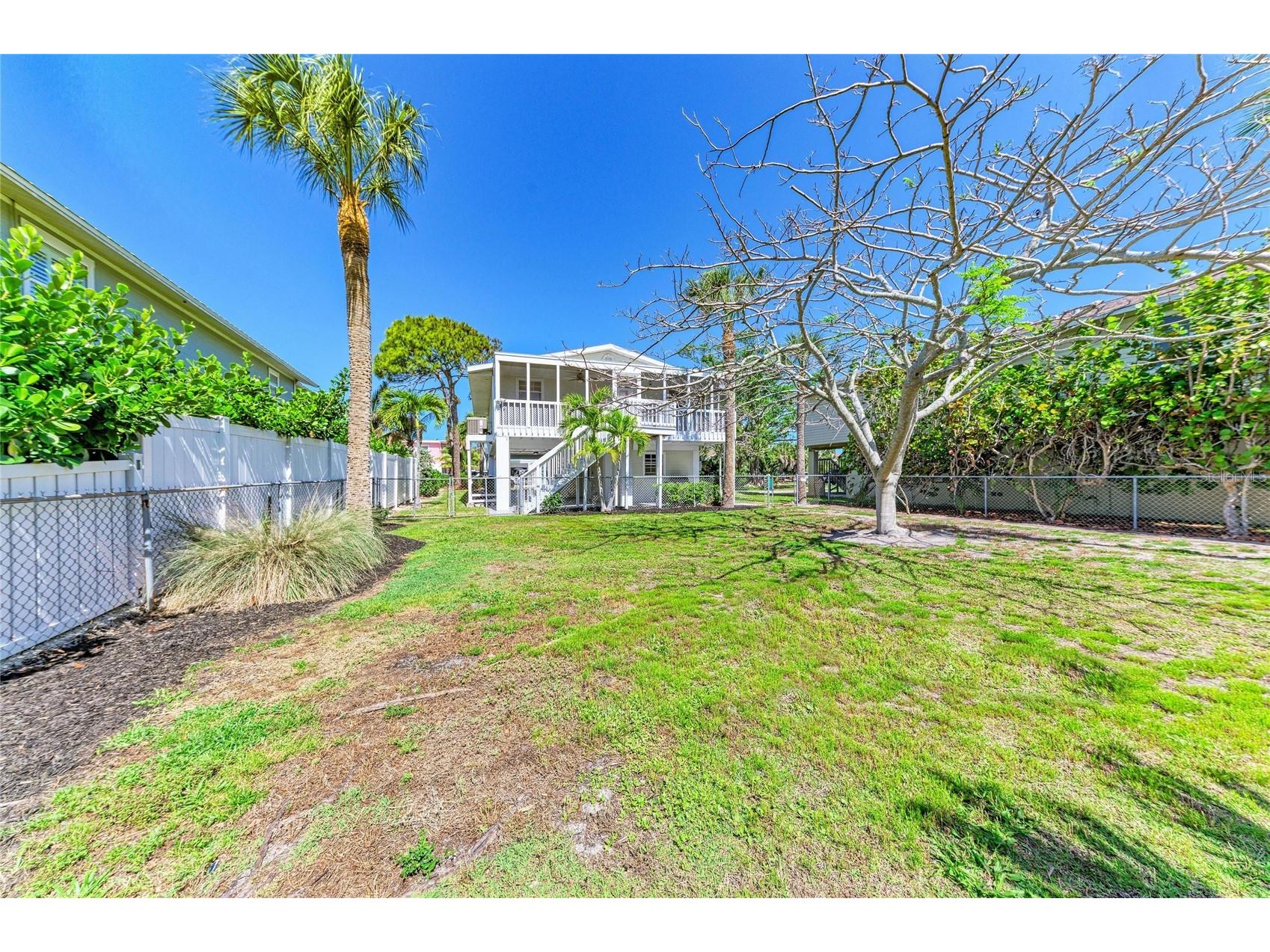 517 Spring Avenue Anna Maria FL 34216 A4689815 image6