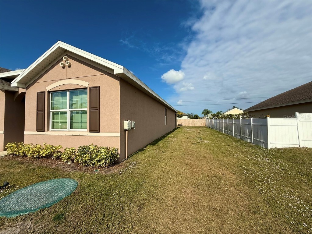 517 SW Lacroix Avenue Port Saint Lucie FL 34953 O6364453 image35