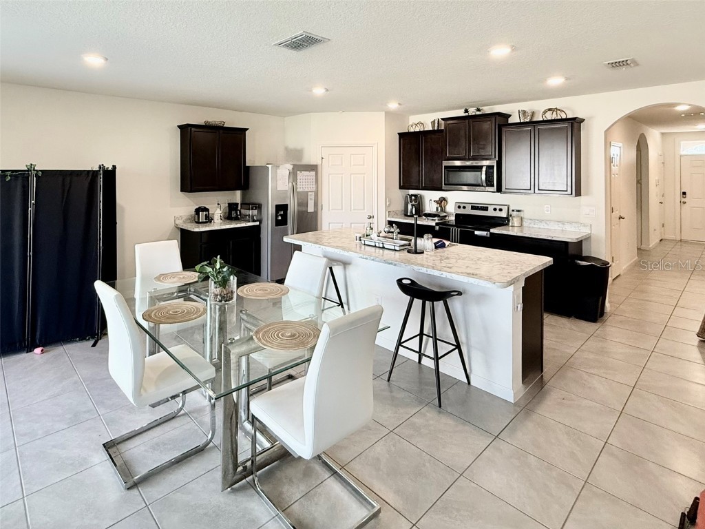 517 SW Lacroix Avenue Port Saint Lucie FL 34953 O6364453 image8