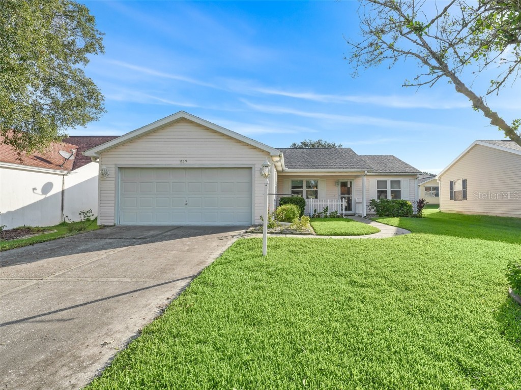 517 Valencia Place The Villages FL 32159 OM664506 image1