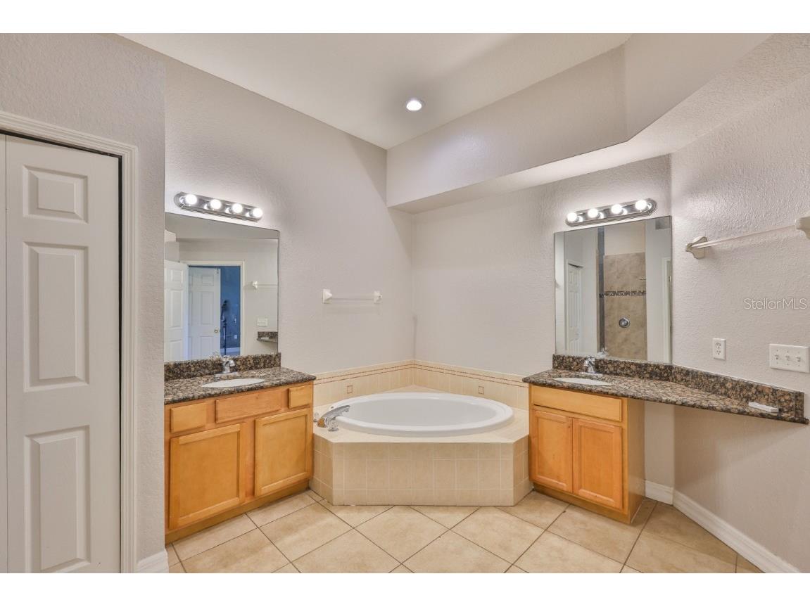 517 Villa Treviso Court Apollo Beach FL 33572 TB8426978 image32