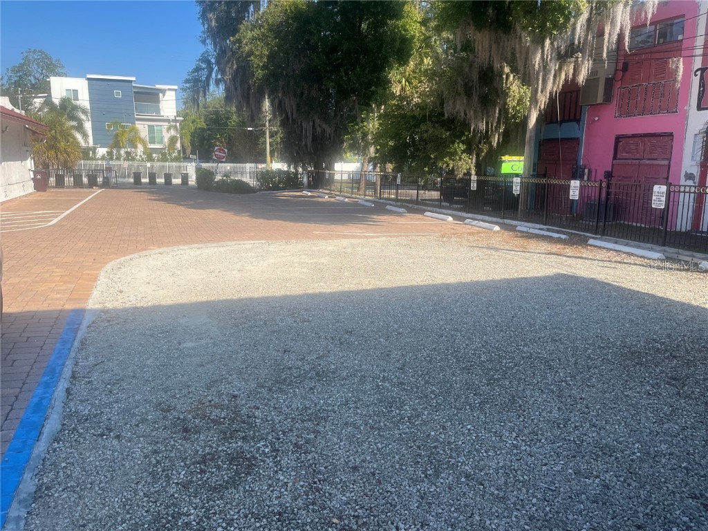 517 W Colonial Drive Orlando FL 32804 O6362317 image4