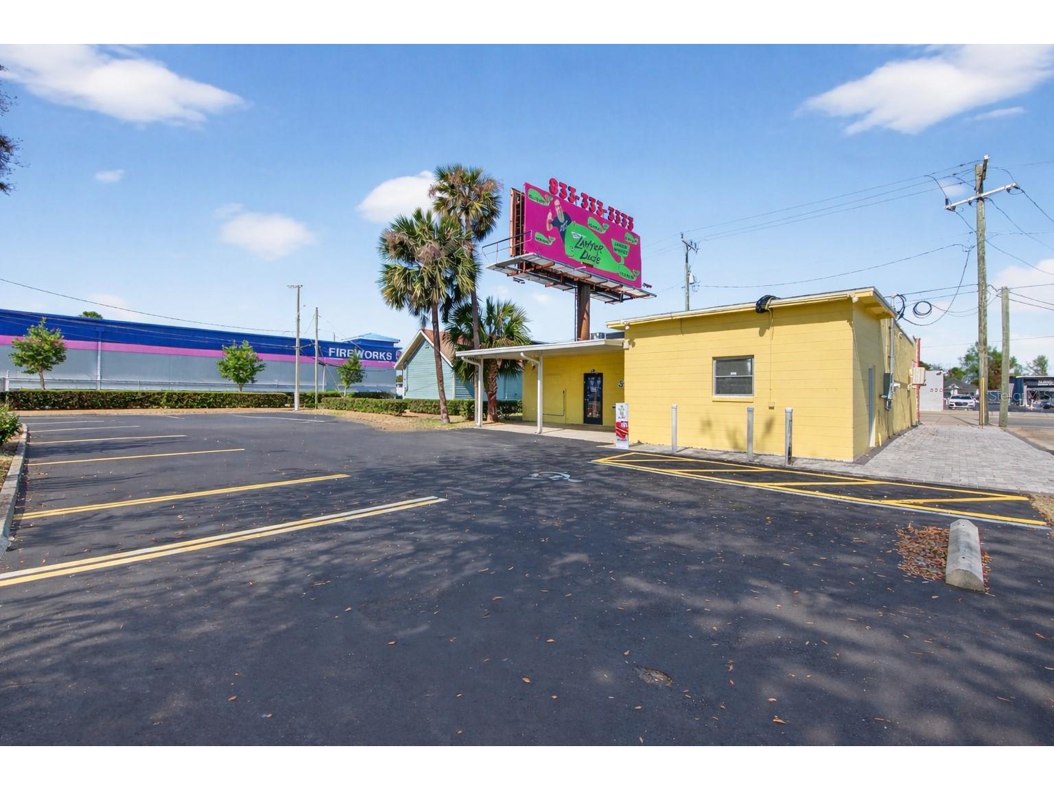 517 W International Speedway Boulevard Daytona Beach FL 32114 NS1087489 image9