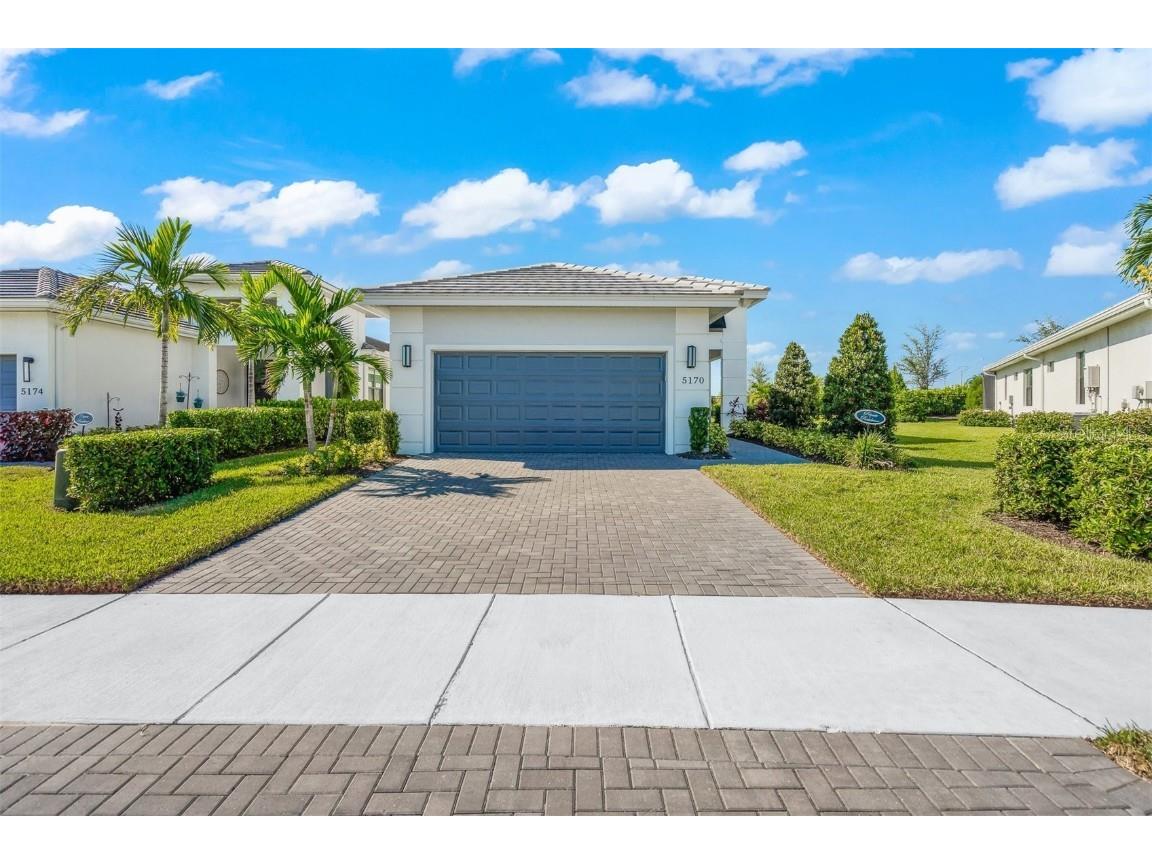 5170 Barnett Circle Lakewood Ranch FL 34211 A4582672 image1