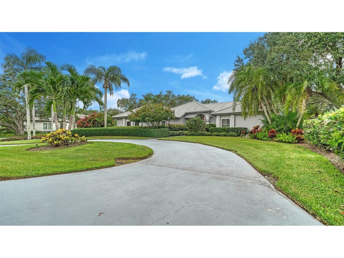 5170 Kestral Park Terrace Sarasota FL 34231 A4584658 image1
