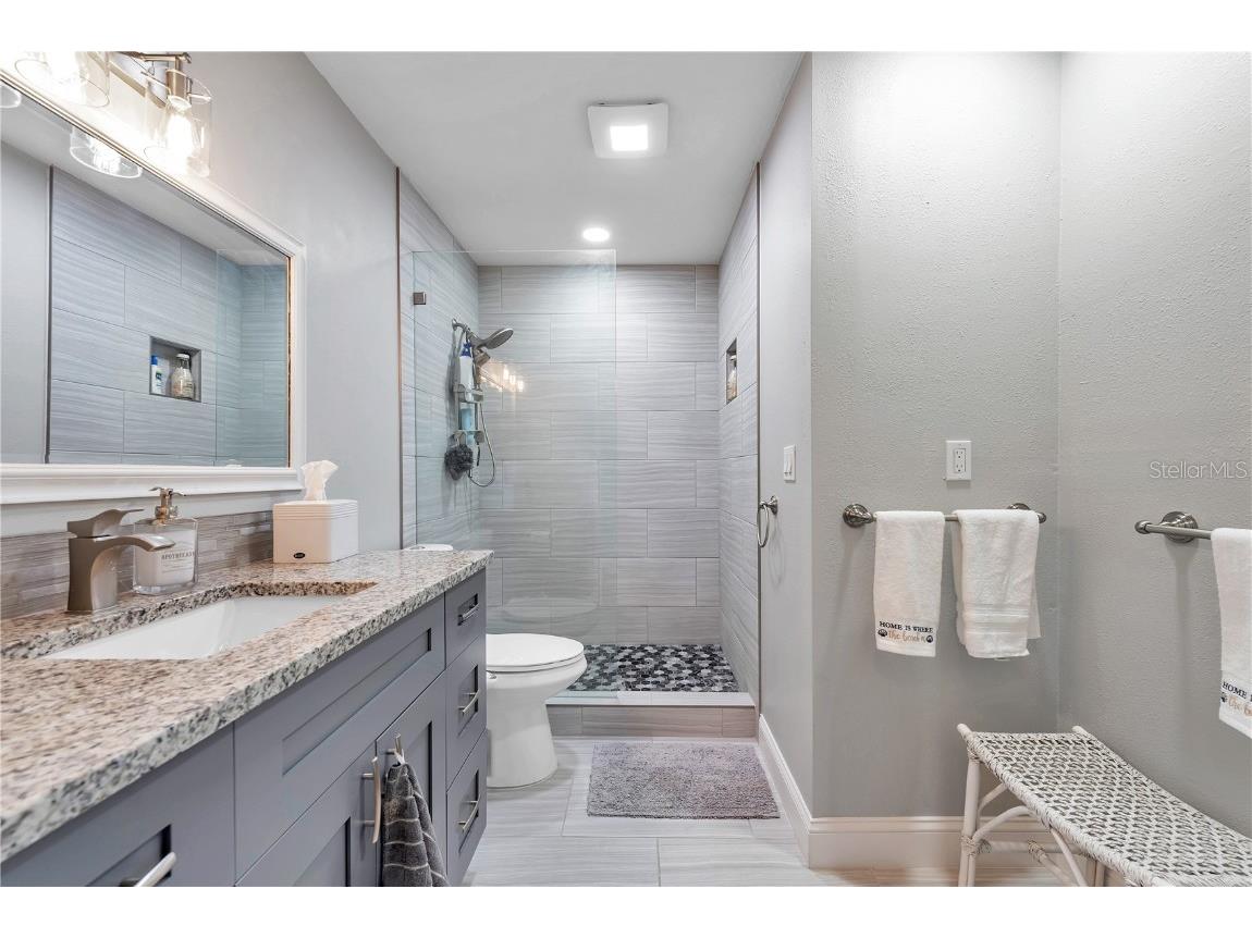 5172 Coquina Key Drive SE Saint Petersburg FL 33705 TB8416173 image19