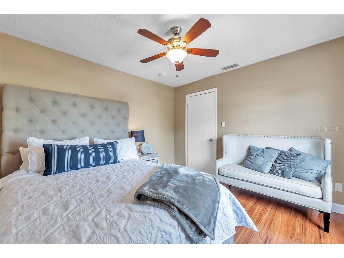 5172 Coquina Key Drive SE Saint Petersburg FL 33705 TB8416173 image21