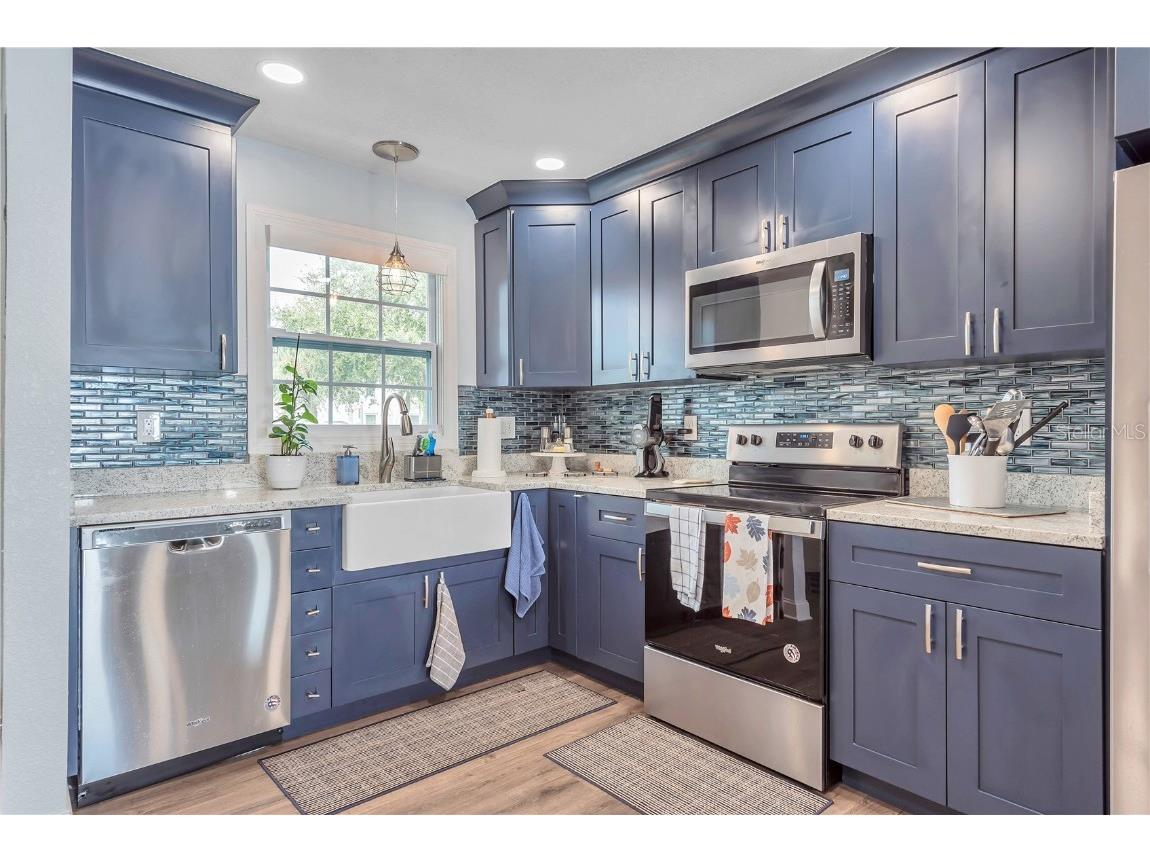 5172 Coquina Key Drive SE Saint Petersburg FL 33705 TB8416173 image3