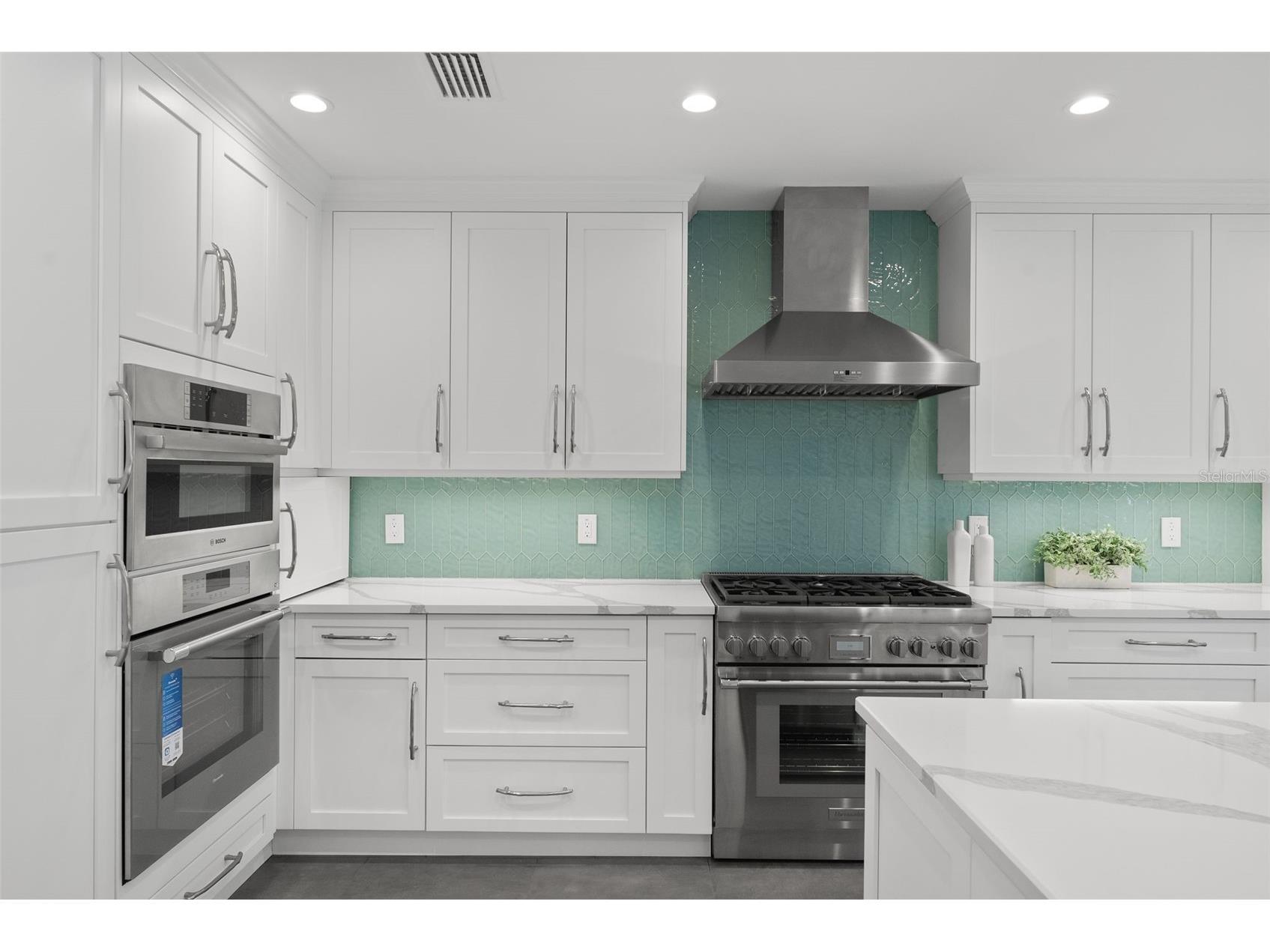 5173 Horseshoe Place Saint Petersburg FL 33703 TB8448289 image15