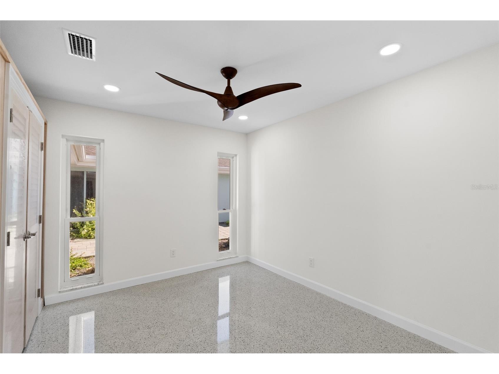 5173 Horseshoe Place Saint Petersburg FL 33703 TB8448289 image41