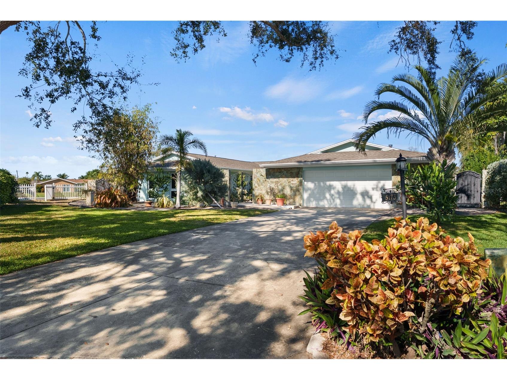5173 Horseshoe Place Saint Petersburg FL 33703 TB8448289 image60