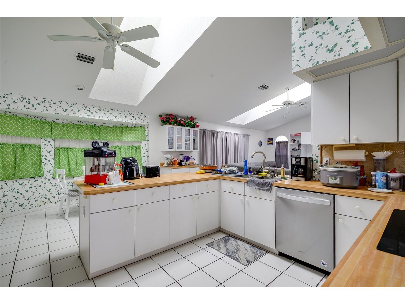 5173 Lydia Court Spring Hill FL 34608 C7520538 image13