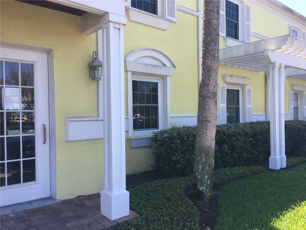 5174 Beach Drive SE #B Saint Petersburg FL 33705 U8192439 image1