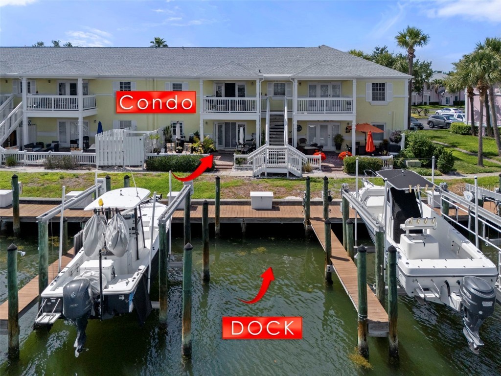 5174 Beach Drive SE #B Saint Petersburg FL 33705 - TAMPA BAY TB8438550 image1