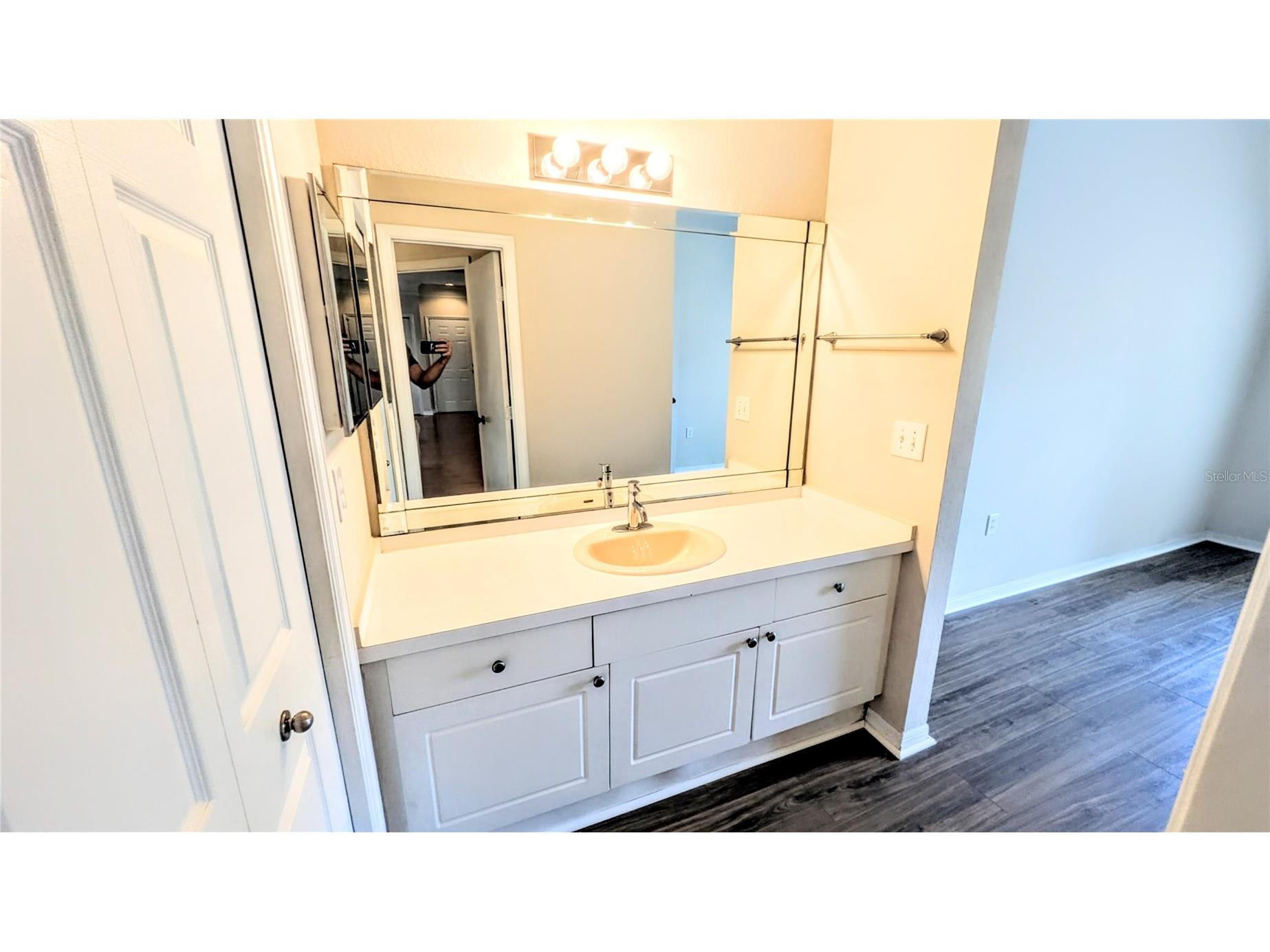 5174 Northridge Road #102 Sarasota FL 34238 A4688328 image20