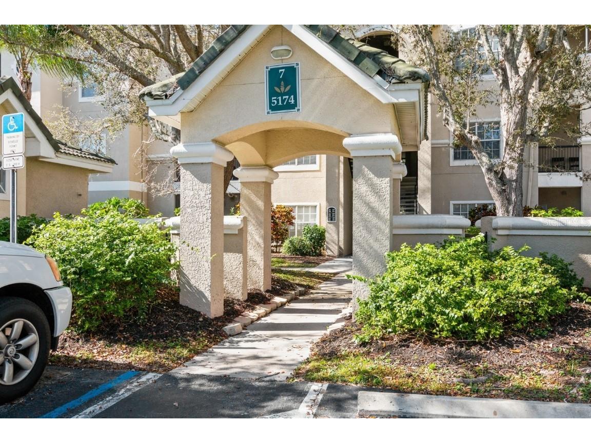 5174 Northridge Road #111 Sarasota FL 34238 U8227791 image1