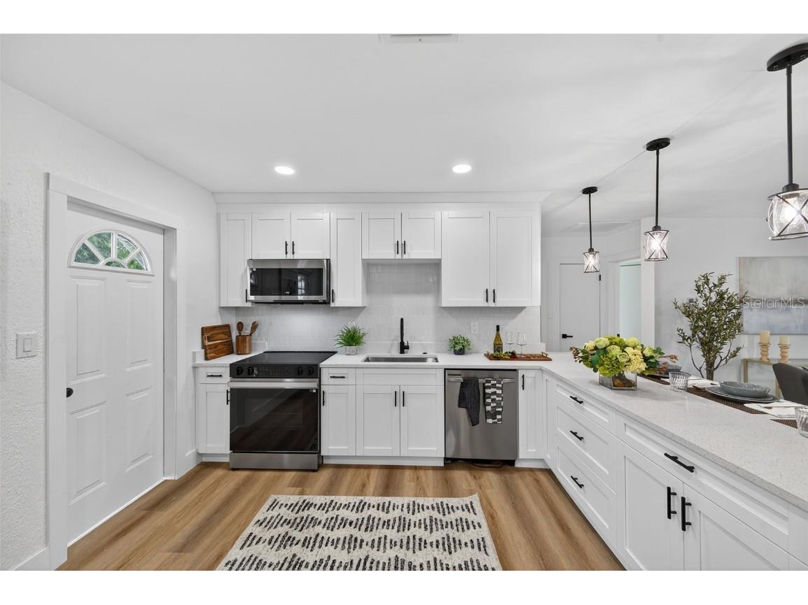 5175 23rd Avenue N Saint Petersburg FL 33710 TB8414858 image11