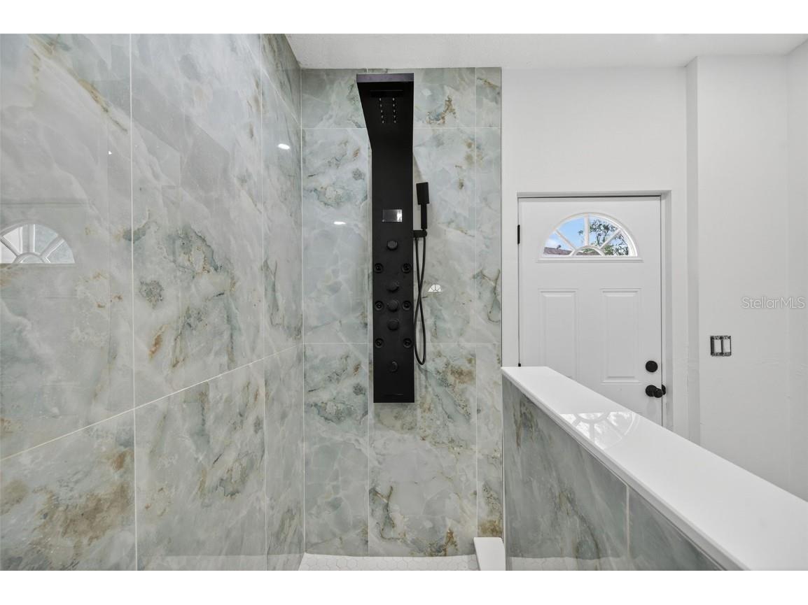 5175 23rd Avenue N Saint Petersburg FL 33710 TB8414858 image22