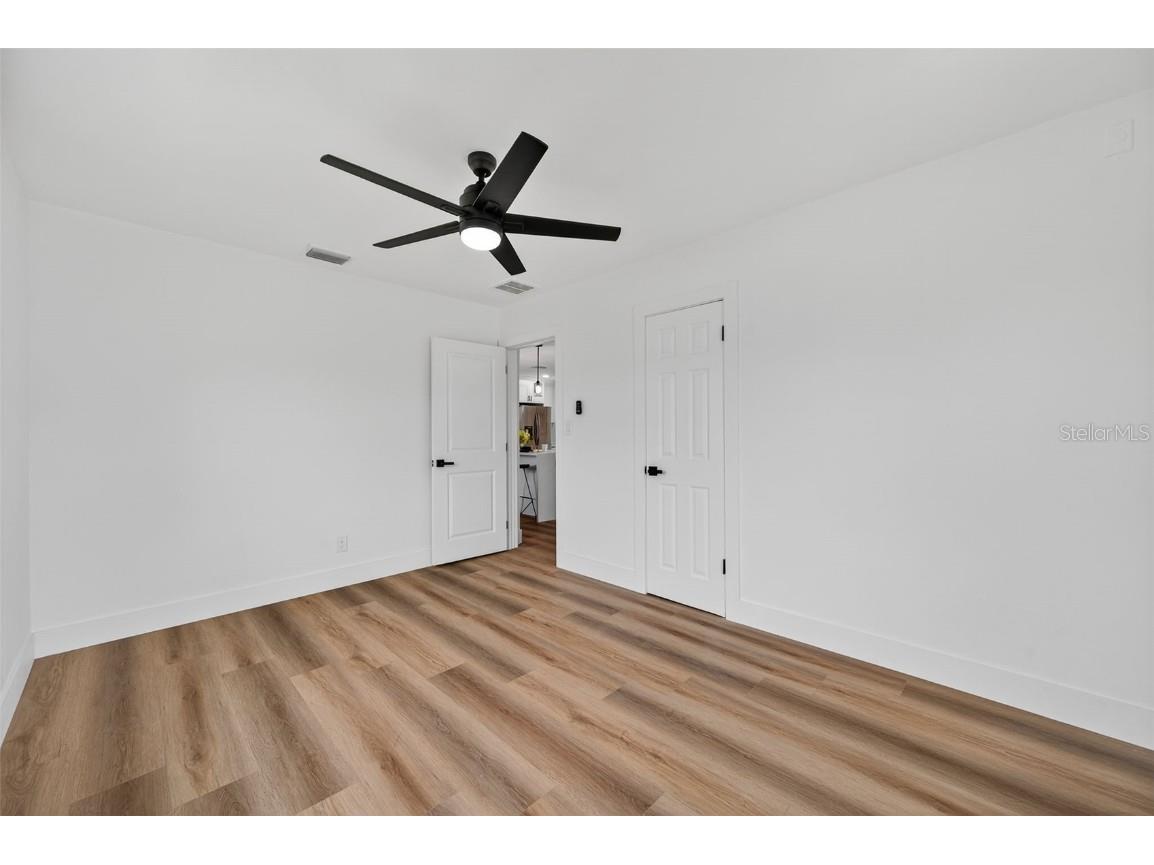 5175 23rd Avenue N Saint Petersburg FL 33710 TB8414858 image26