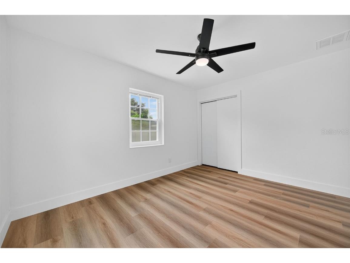 5175 23rd Avenue N Saint Petersburg FL 33710 TB8414858 image31