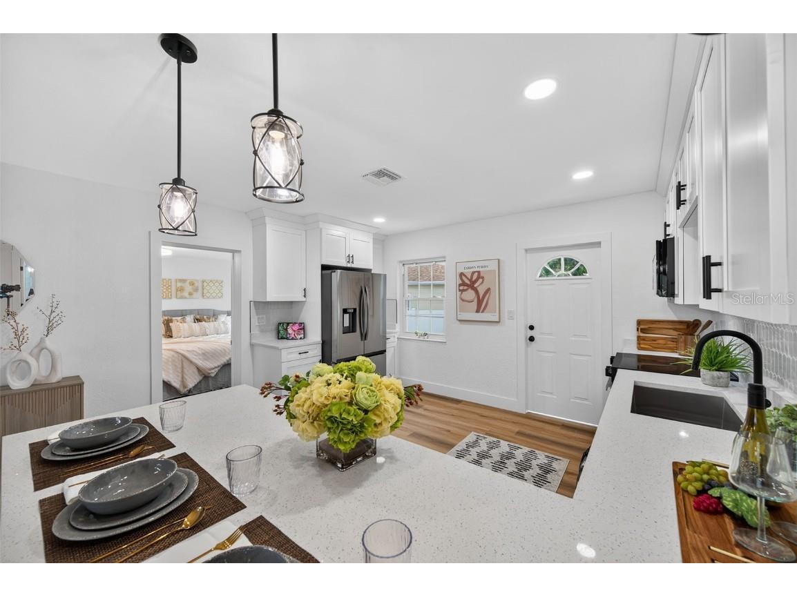 5175 23rd Avenue N Saint Petersburg FL 33710 TB8414858 image34