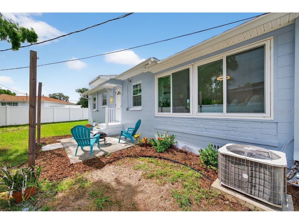 5175 23rd Avenue N Saint Petersburg FL 33710 TB8414858 image41