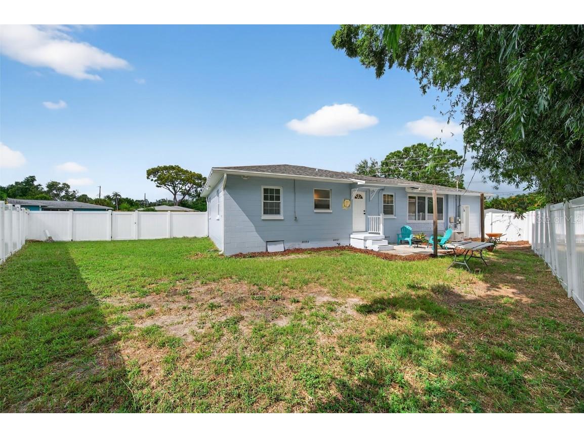 5175 23rd Avenue N Saint Petersburg FL 33710 TB8414858 image42