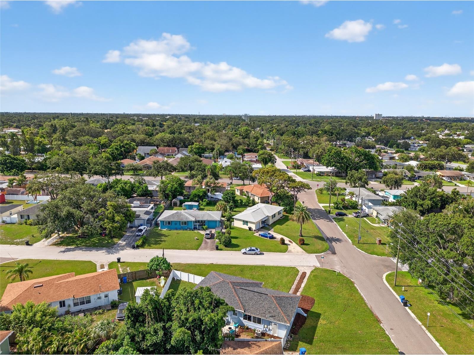 5175 23rd Avenue N Saint Petersburg FL 33710 TB8476065 image56