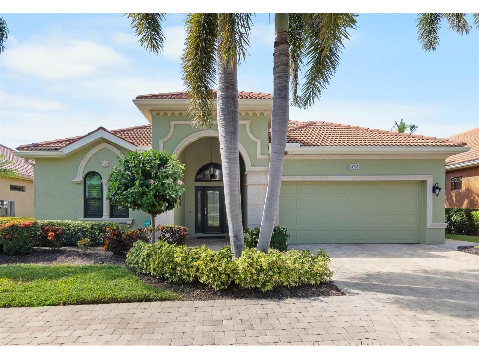 5175 Cantabria Crest Sarasota FL 34238 A4694019 image1
