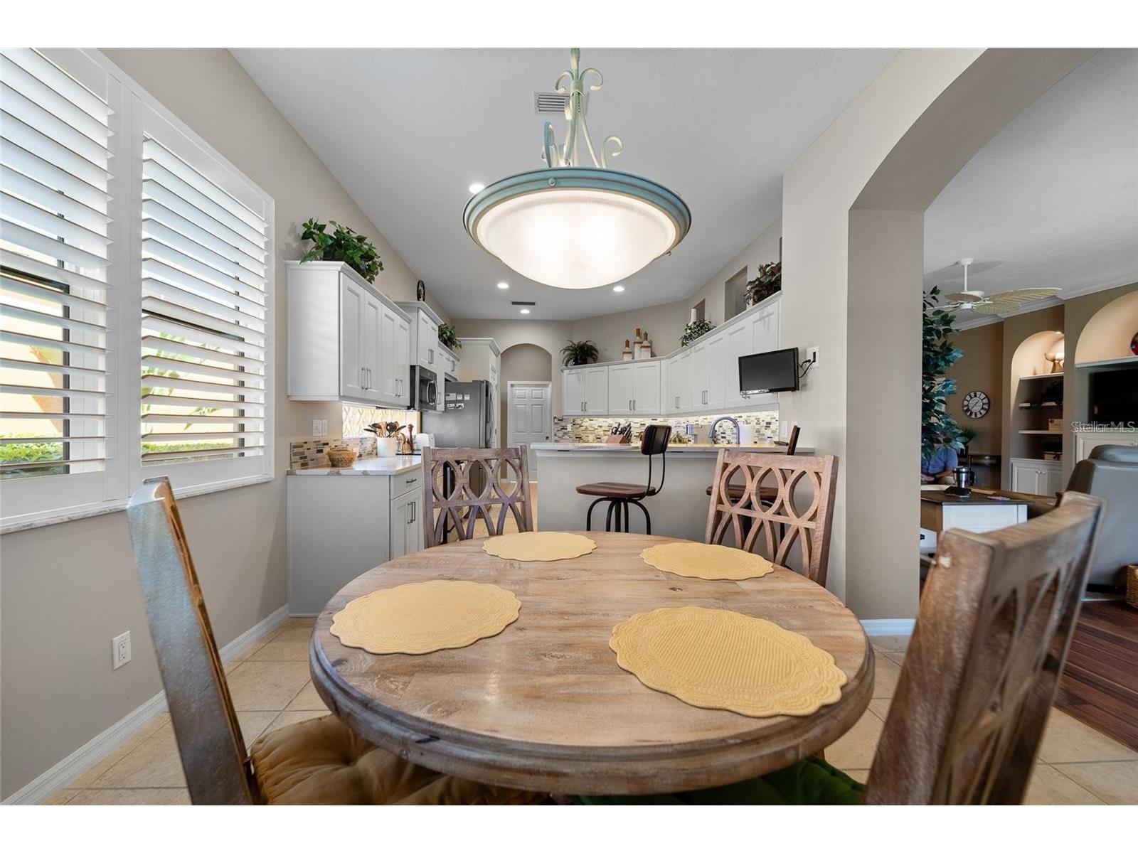 5175 Cantabria Crest Sarasota FL 34238 A4694019 image11