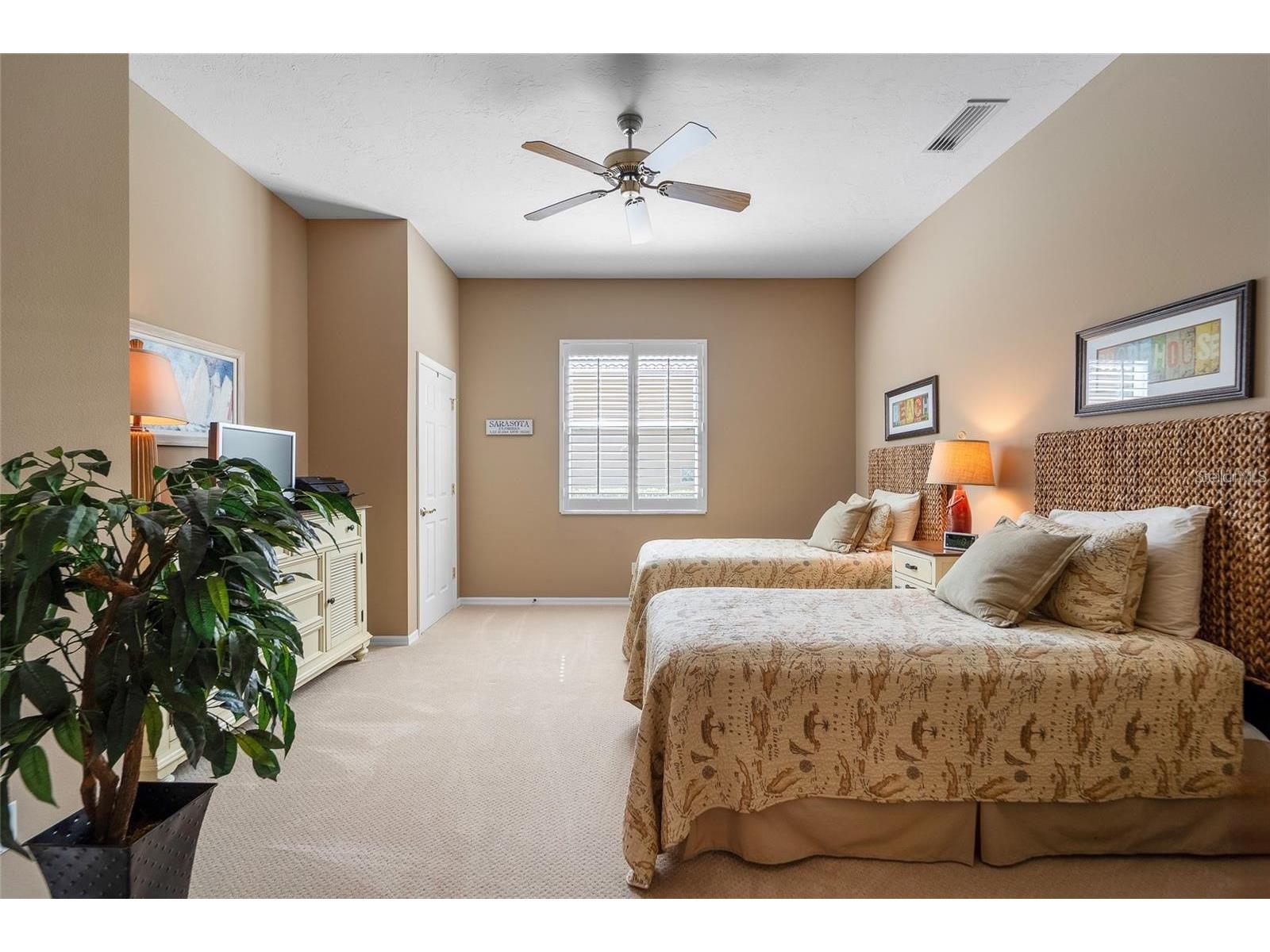 5175 Cantabria Crest Sarasota FL 34238 A4694019 image20