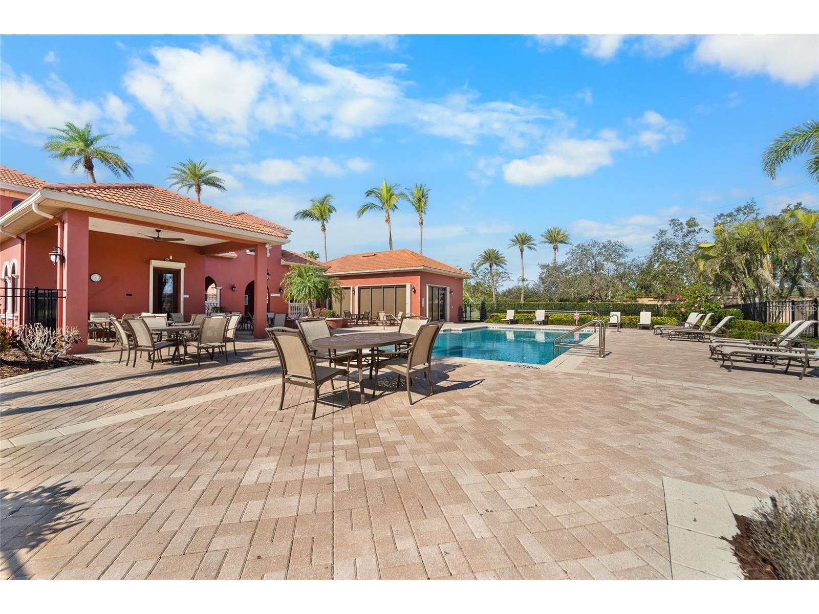 5175 Cantabria Crest Sarasota FL 34238 A4694019 image27
