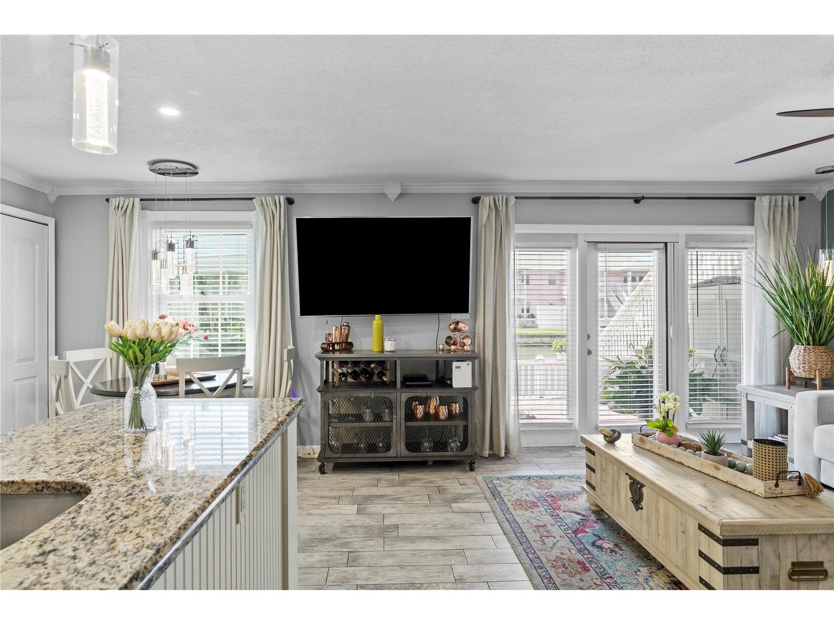 5175 Coquina Key Drive SE #A Saint Petersburg FL 33705 - TAMPA BAY TB8509827 image6