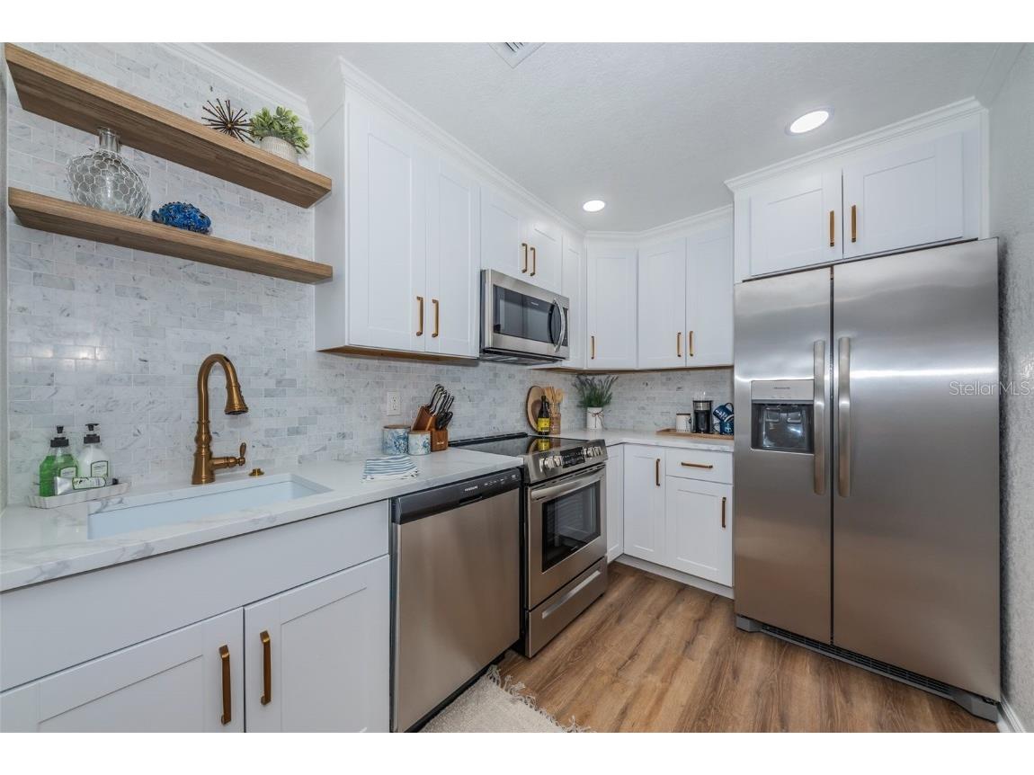 5175 Coquina Key Drive SE #C Saint Petersburg FL 33705 TB8451976 image4