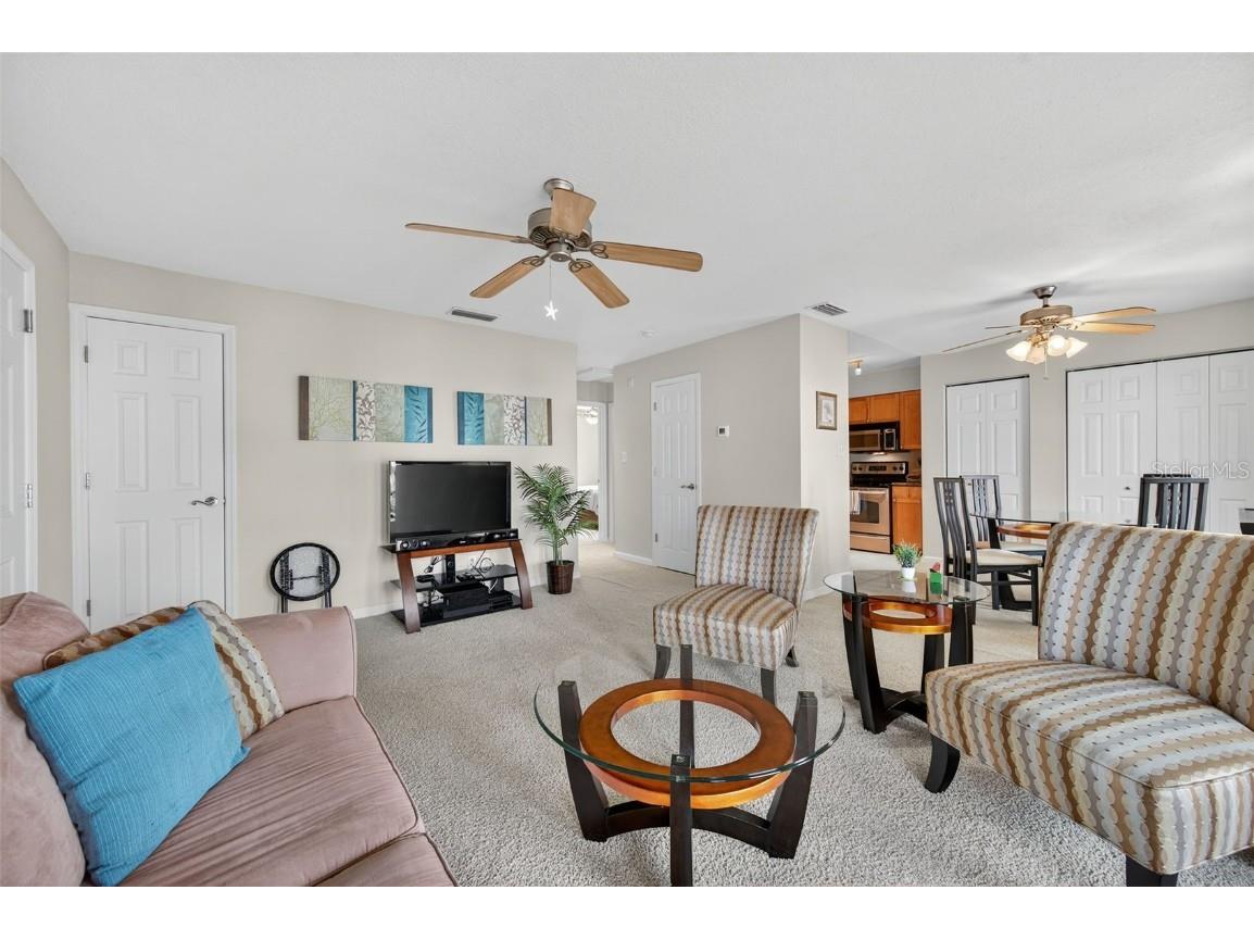 5175 Coquina Key Drive SE #D Saint Petersburg FL 33705 - TAMPA BAY TB8424122 image5