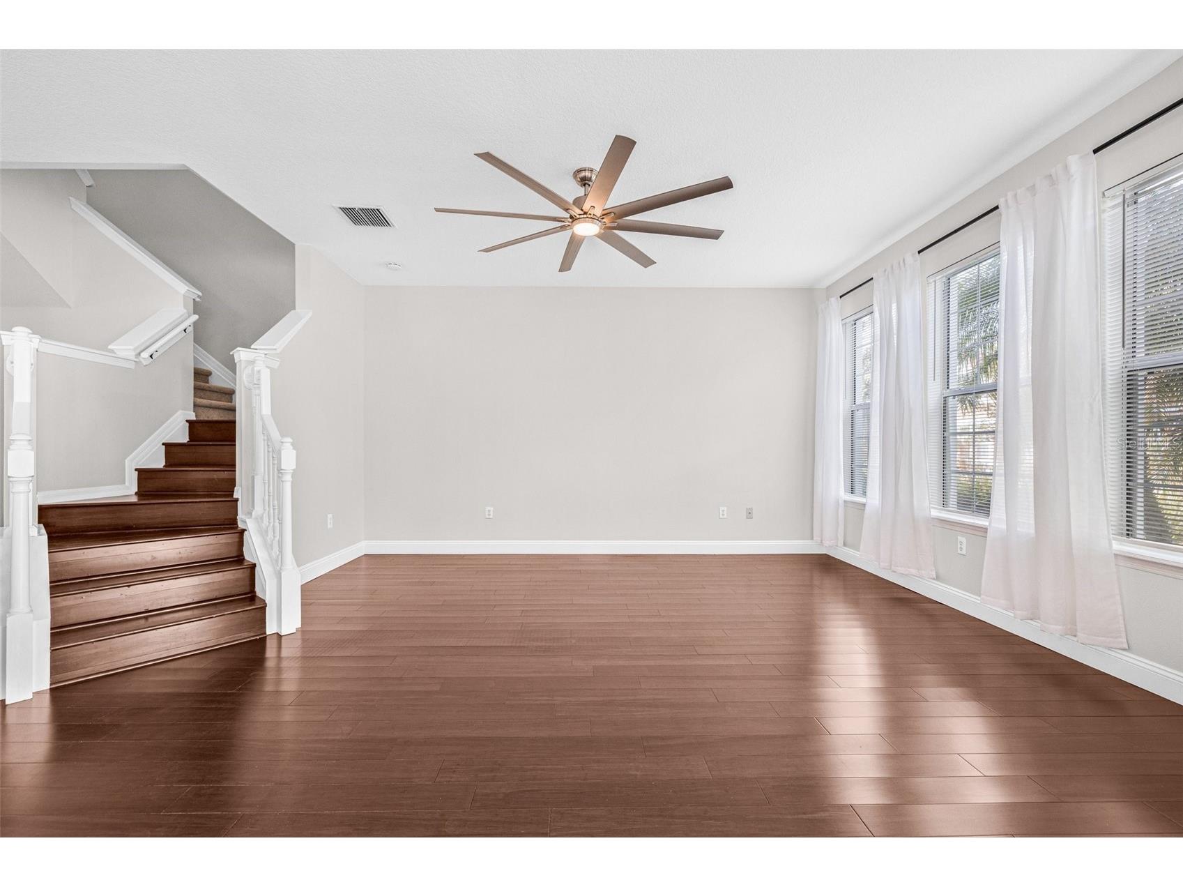 5176 6th Street N Saint Petersburg FL 33703 TB8476777 image10