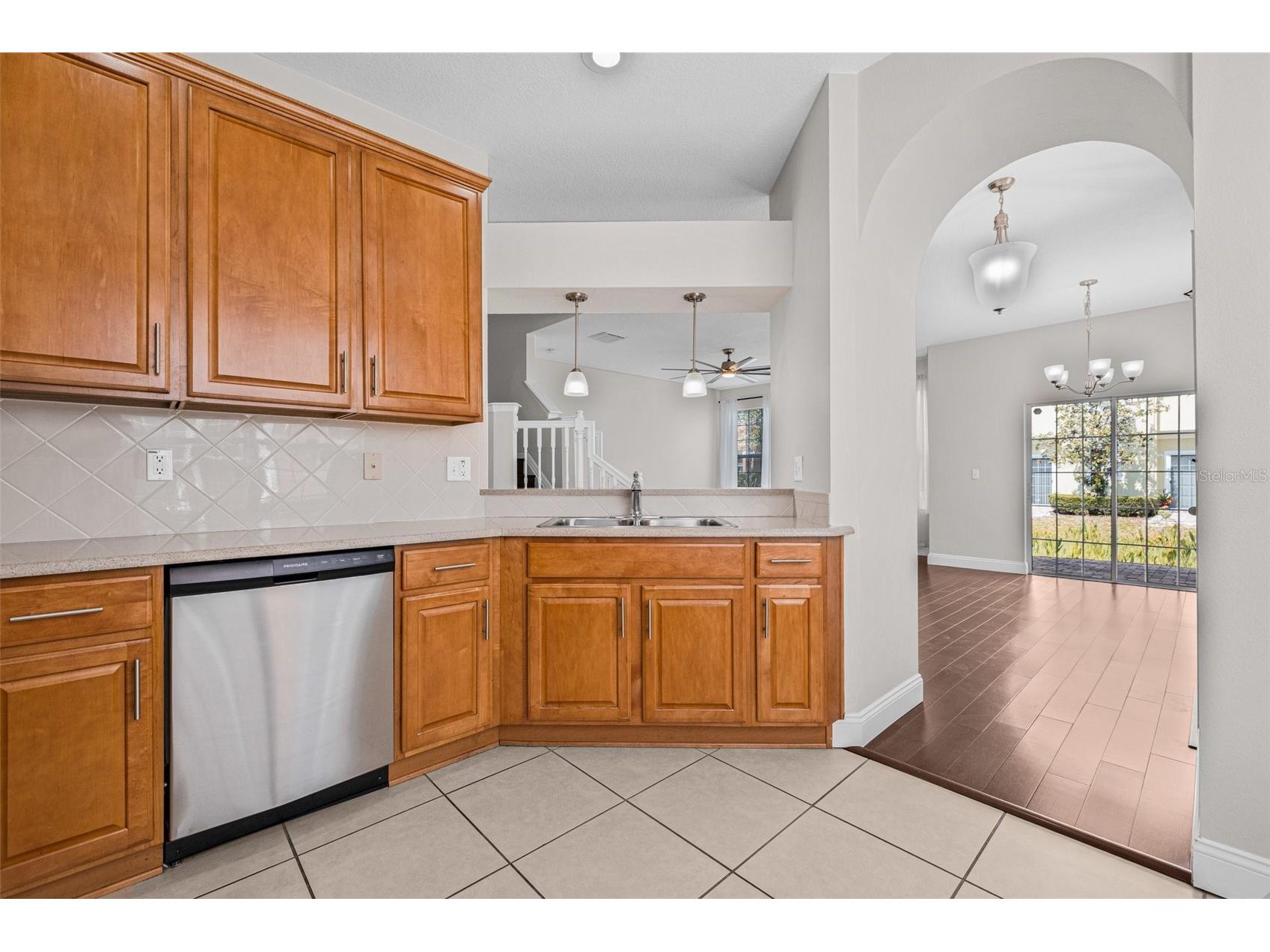 5176 6th Street N Saint Petersburg FL 33703 TB8476777 image18