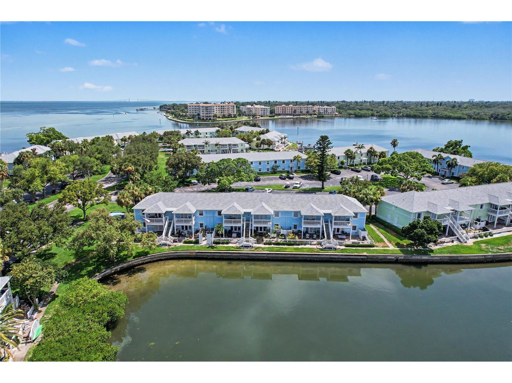 5176 Salmon Drive SE #A Saint Petersburg FL 33705 TB8520260 image1