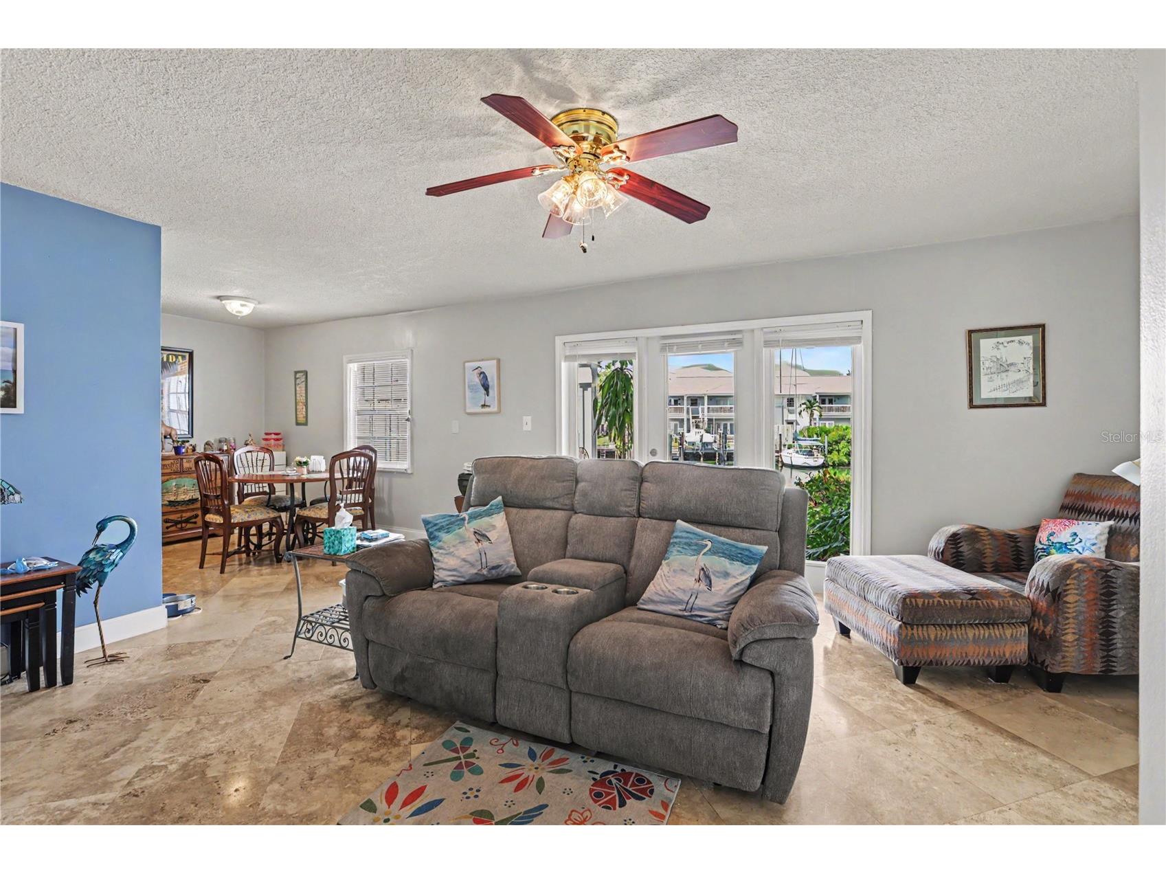 5176 Salmon Drive SE #A Saint Petersburg FL 33705 TB8520260 image3