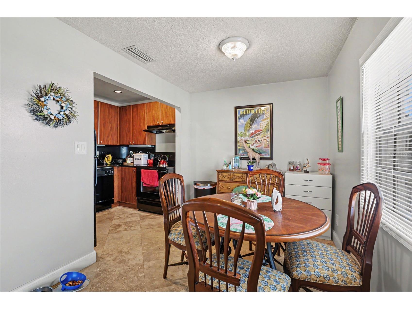 5176 Salmon Drive SE #A Saint Petersburg FL 33705 TB8520260 image5