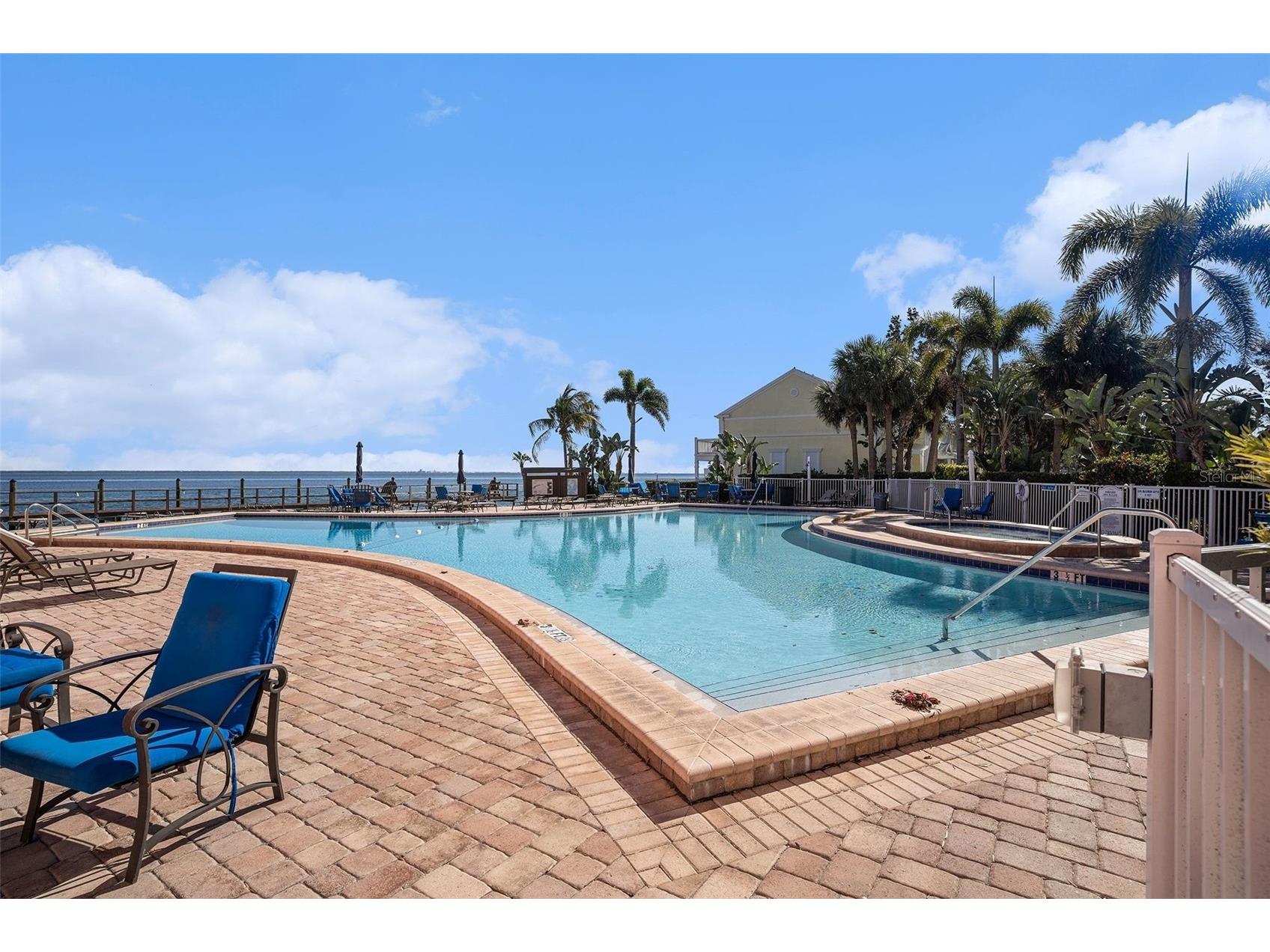 5176 Salmon Drive SE #D Saint Petersburg FL 33705 TB8466080 image16
