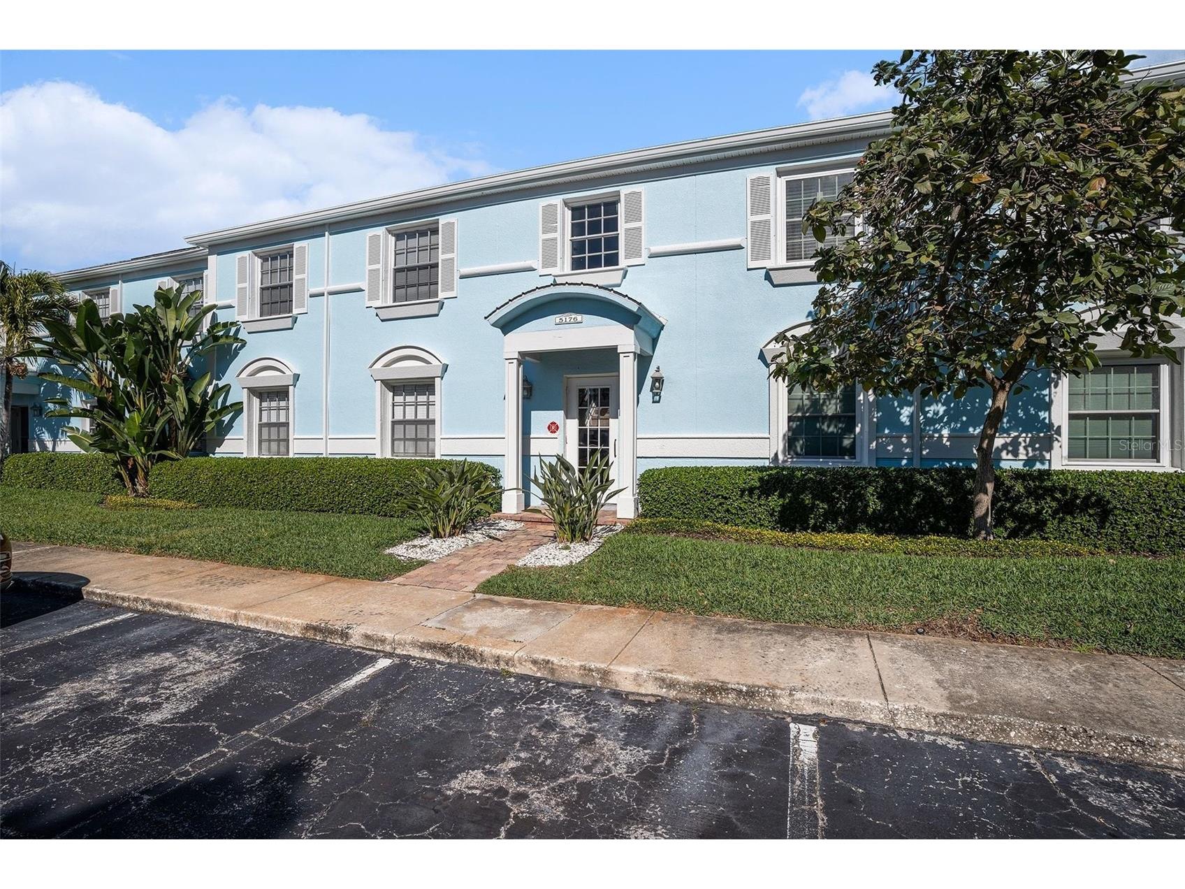 5176 Salmon Drive SE #D Saint Petersburg FL 33705 TB8466080 image2