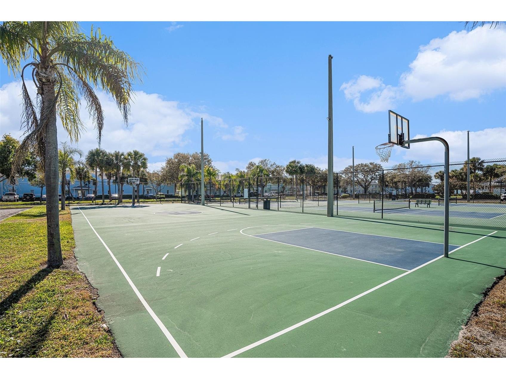 5176 Salmon Drive SE #D Saint Petersburg FL 33705 TB8466080 image20