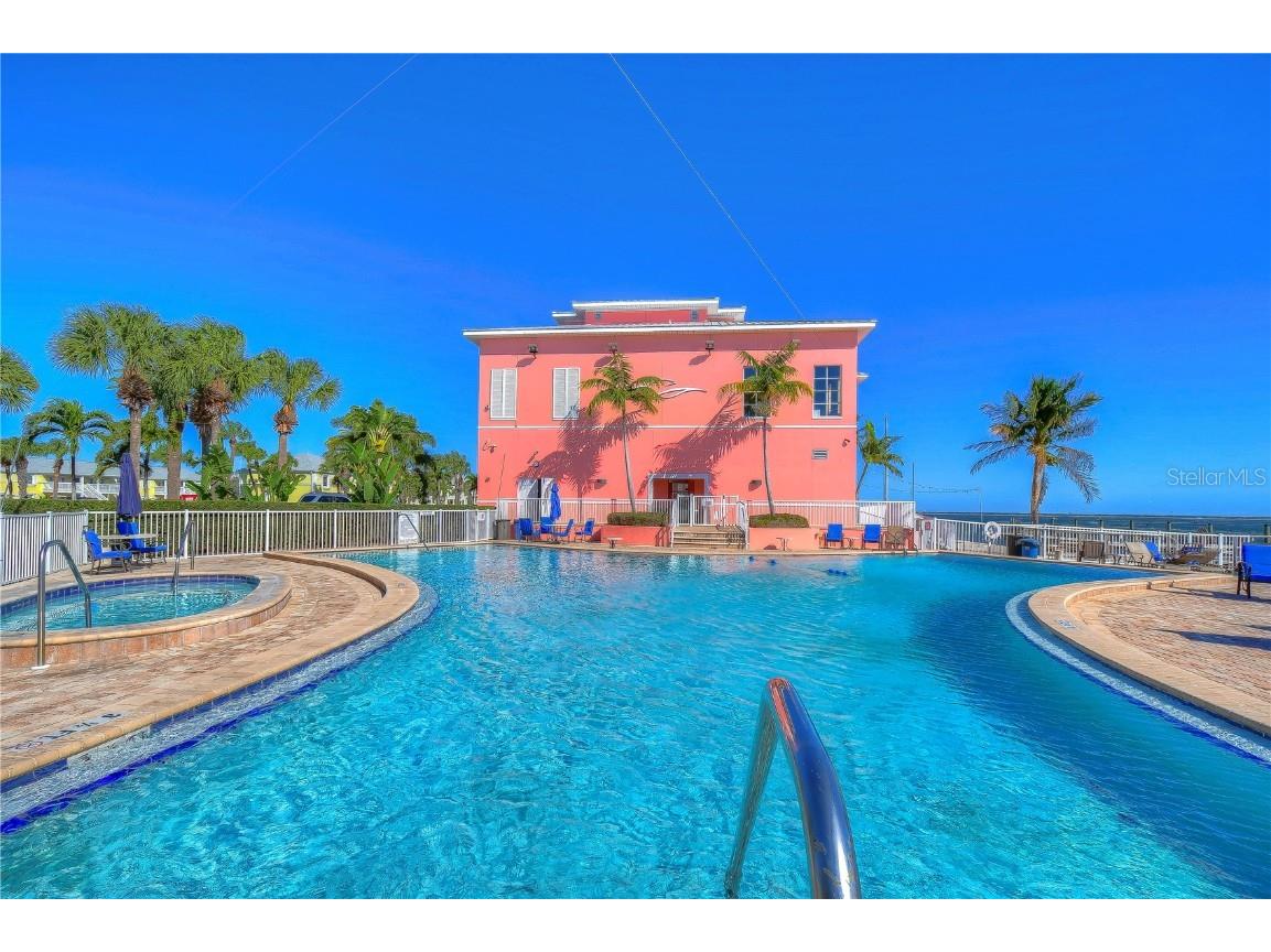 5176 SE Salmon Drive SE #D Saint Petersburg FL 33705 TB8335506 image70