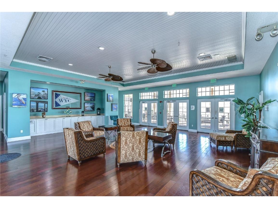 5176 SE Salmon Drive SE #D Saint Petersburg FL 33705 TB8335506 image75