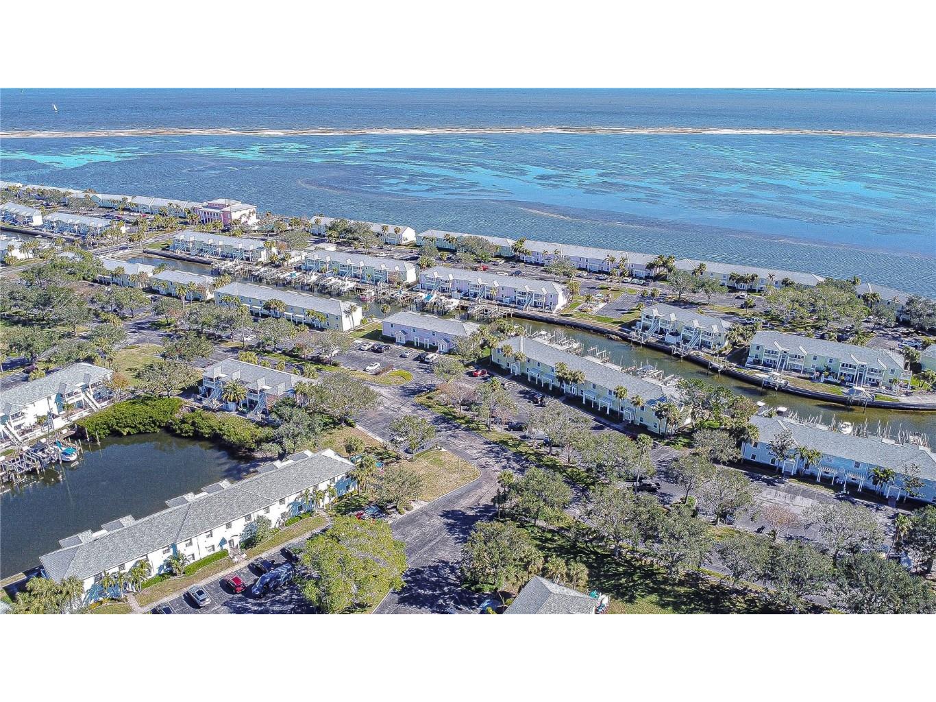 5176 SE Salmon Drive SE #D Saint Petersburg FL 33705 TB8335506 image80