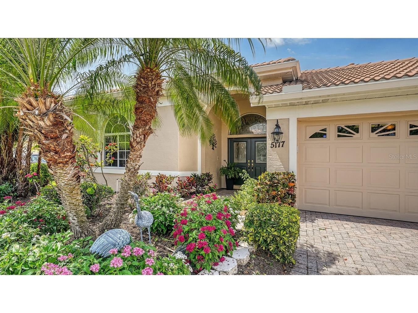 5177 Highbury Circle Sarasota FL 34238 A4565631 image1