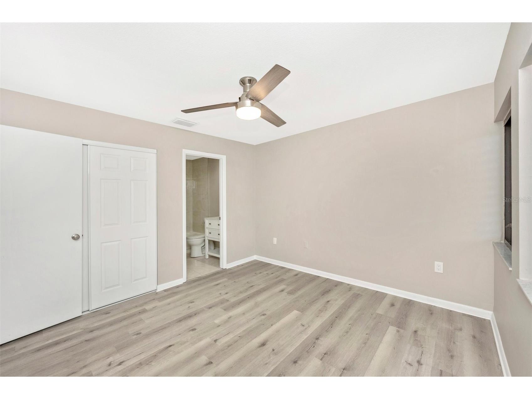 5178 Lake Village Drive #86 Sarasota FL 34235 A4699937 image13
