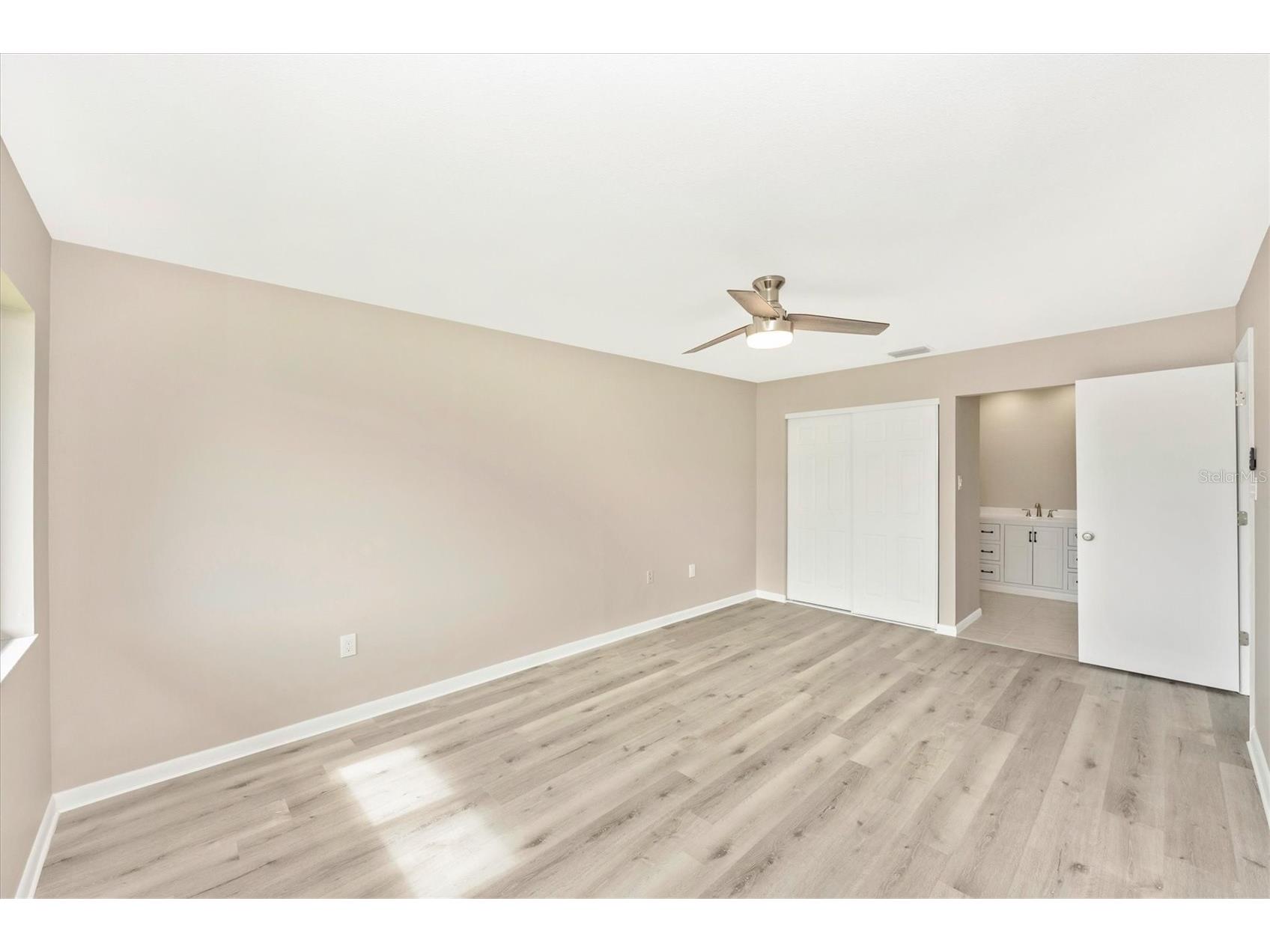 5178 Lake Village Drive #86 Sarasota FL 34235 A4699937 image32