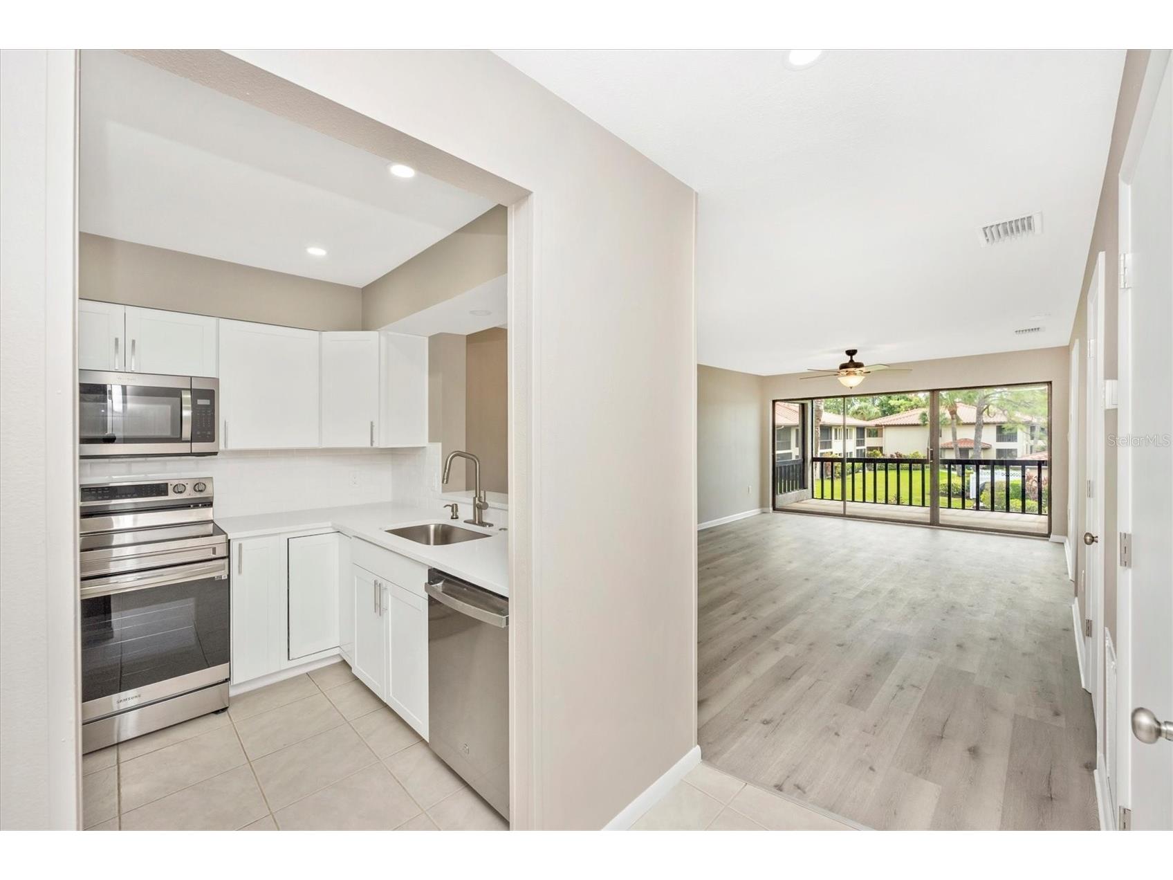 5178 Lake Village Drive #86 Sarasota FL 34235 A4699937 image7
